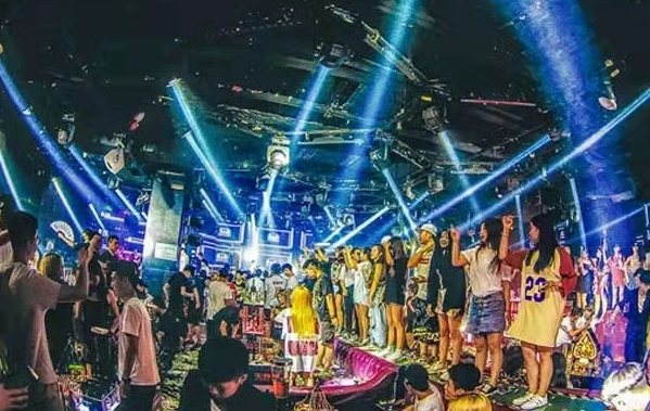 潍坊菲芘PHEBE酒吧开台多少费用(图5)